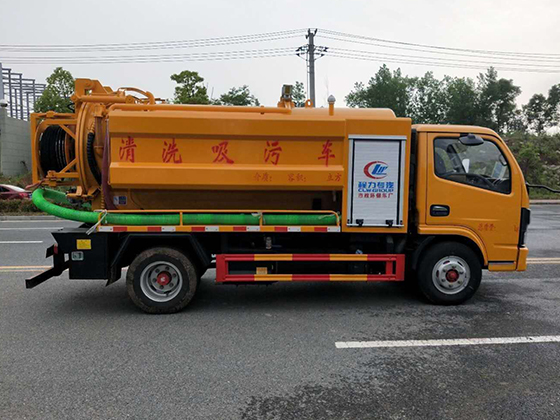 5噸管道疏通車(chē)選購(gòu)指南 哪里買(mǎi)更劃算？